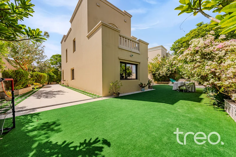 Renovated and Extended | Dream Plot | 4Bed+M63915839864834110