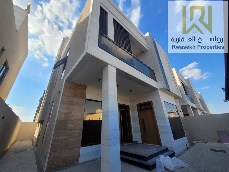 فرصتك لامتلاك فيلا أحلامك في قلب بهية - أبوظبي! نقدم لك فيلا فاخرة بتصميم راقي في منطقة بهية، إحدى أكثر63881594342913112