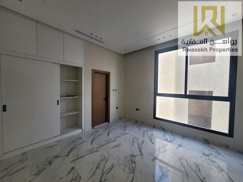 فرصتك لامتلاك فيلا أحلامك في قلب بهية - أبوظبي! نقدم لك فيلا فاخرة بتصميم راقي في منطقة بهية، إحدى أكثر63881594342913111