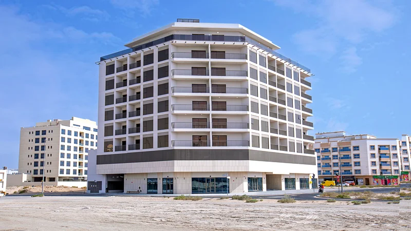 PREMIUM 1 BHK | BALCONY | GYM | POOL | ARJAN63767062117889112
