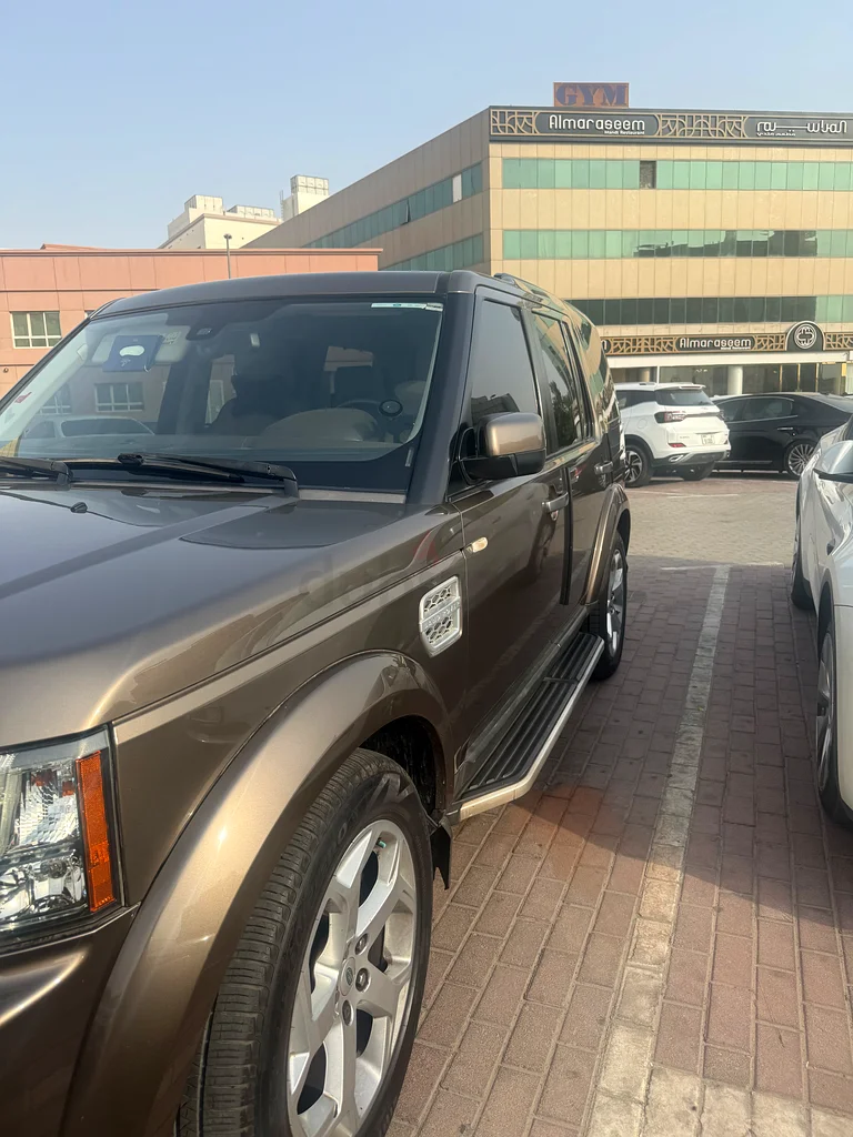 Land Rover LR 4 - 2012 - Well maintained in good condition63612087846915112