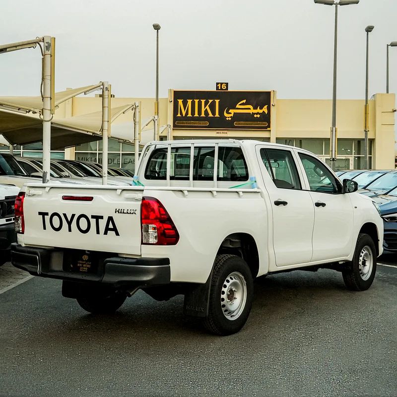 TOYOTA HILUX 2.4 DIESEL || MT || 202563612449595523114