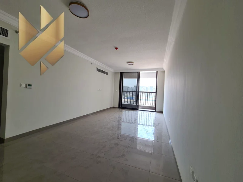 شقة فاخرة للإيجار السنوي – غرفتي نوم وصالة، أول مستأجر، بتصميم واسع ومريح.63812426475009111