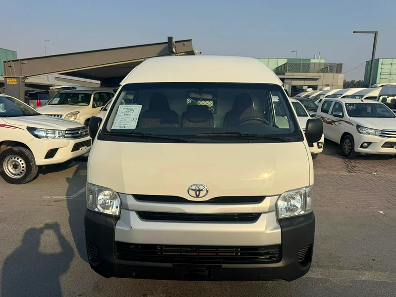 2019 Toyota Hiace Cargo Highroof63612448646787111