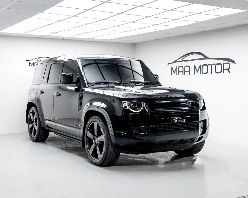 Defender V8 P52563612091345538112