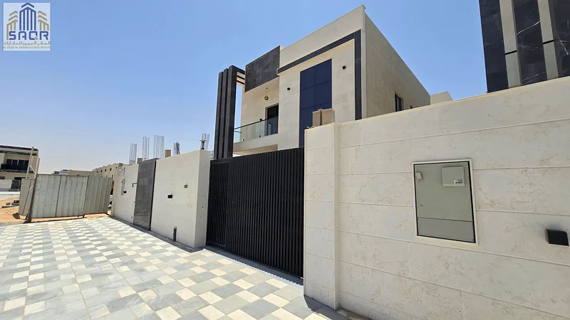 For sale - a luxurious villa with a swimming pool in a prime location in Ajman, high-end finishing, modern design, including registration and ownership63911619940610112