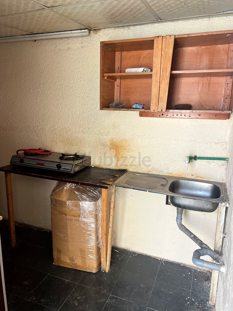 شقة فاخرة مفروشة بالكامل، غرفة بسيطة أو غرفة للعمل متوفرة63624070771715111