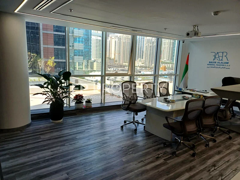 مكتب فاخر مؤثث بالكامل | بإطلالة على برج خليفة63825981419010114