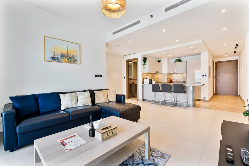 Chic 1BR w/ Balcony View, Gym, Pool & Kid-Friendly | Furnished | Flexible term63830359576961114