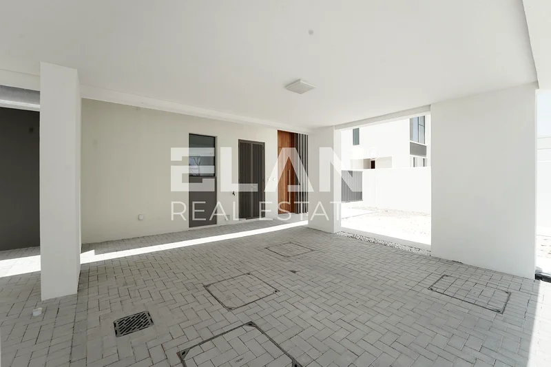 Vacant and Ready | Family Community | Modern63654981101953112