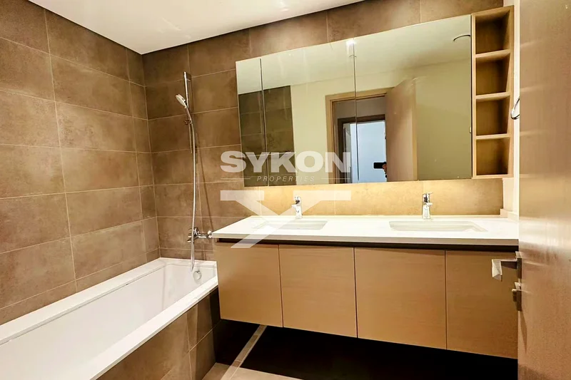 Spacious 2BR | Community View | Vacant on Transfer63760513584770112