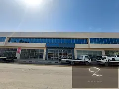 For rent offices in Sharjah / Industrial 2    Very special location    main Street