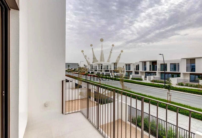 Handover Soon- Close to Amenities- Next to corner unit63947787176578112