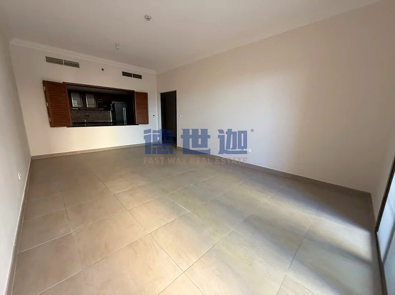 بيع مرهق | شاغر | فناء كبير63915361752705112