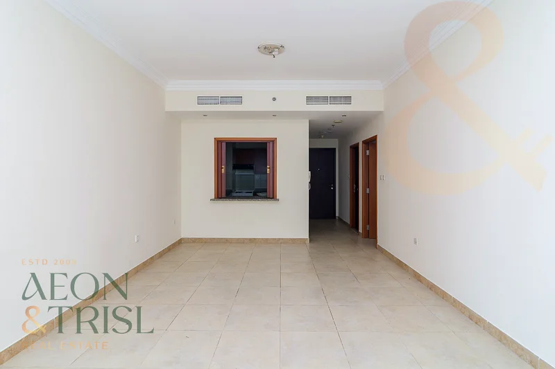 Spacious | 1 Bedroom | Prime Location | Bright63775216652033112