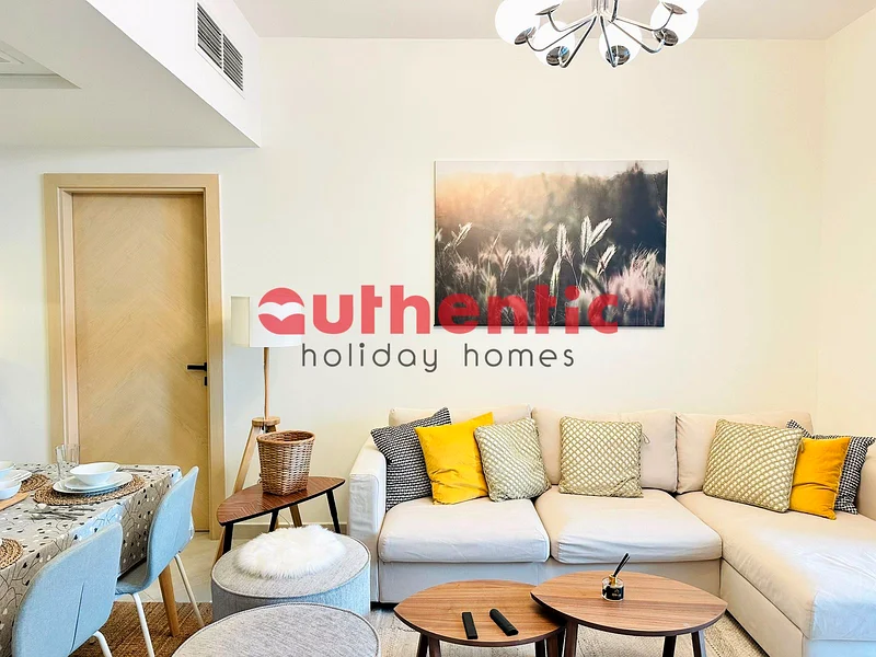 Rare Find | City Views | Open-Air Balcony63830257647747114