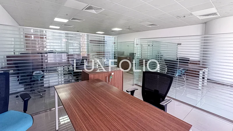 1 x Parking | Furnished | Canal Views63621017516545113
