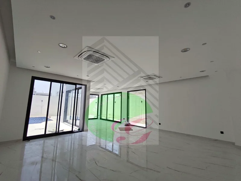 Below than market price | 2 payments | Inside pool63877988644098113