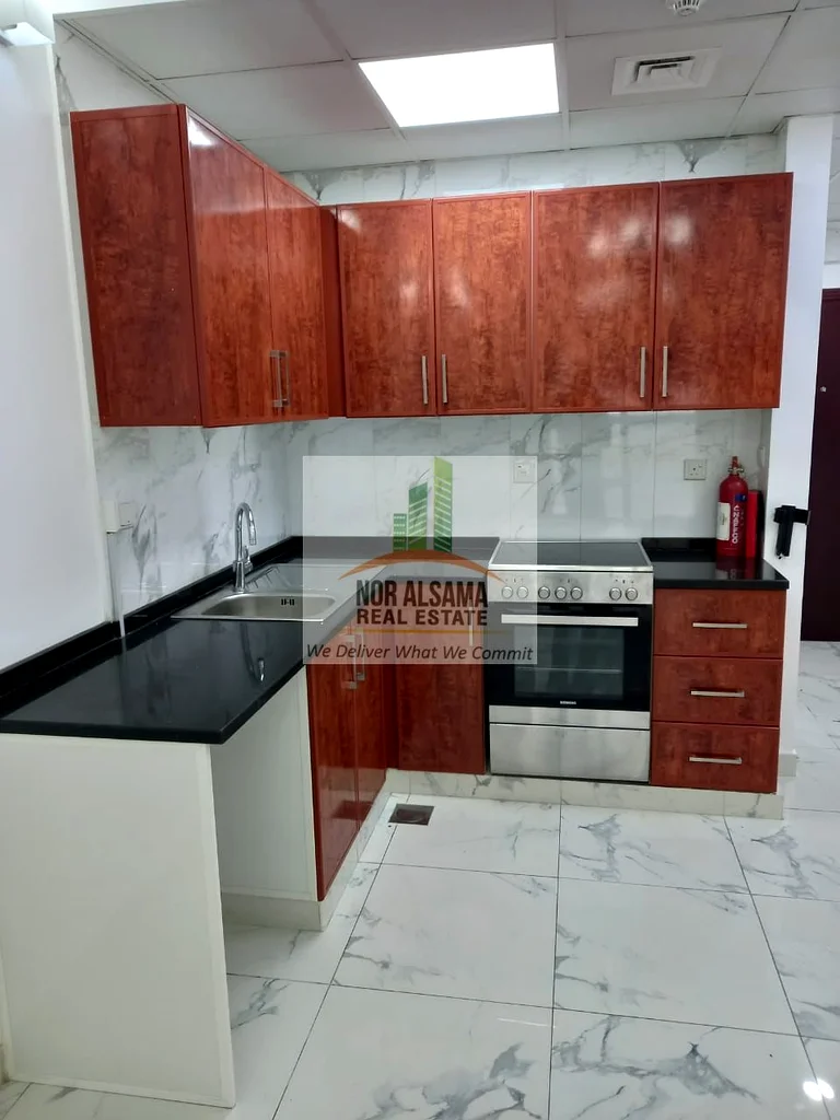 READY TO MOVE STUDIO !! FAMILY BUILDING !! DESIGNATED PARKING !!63742936663041112