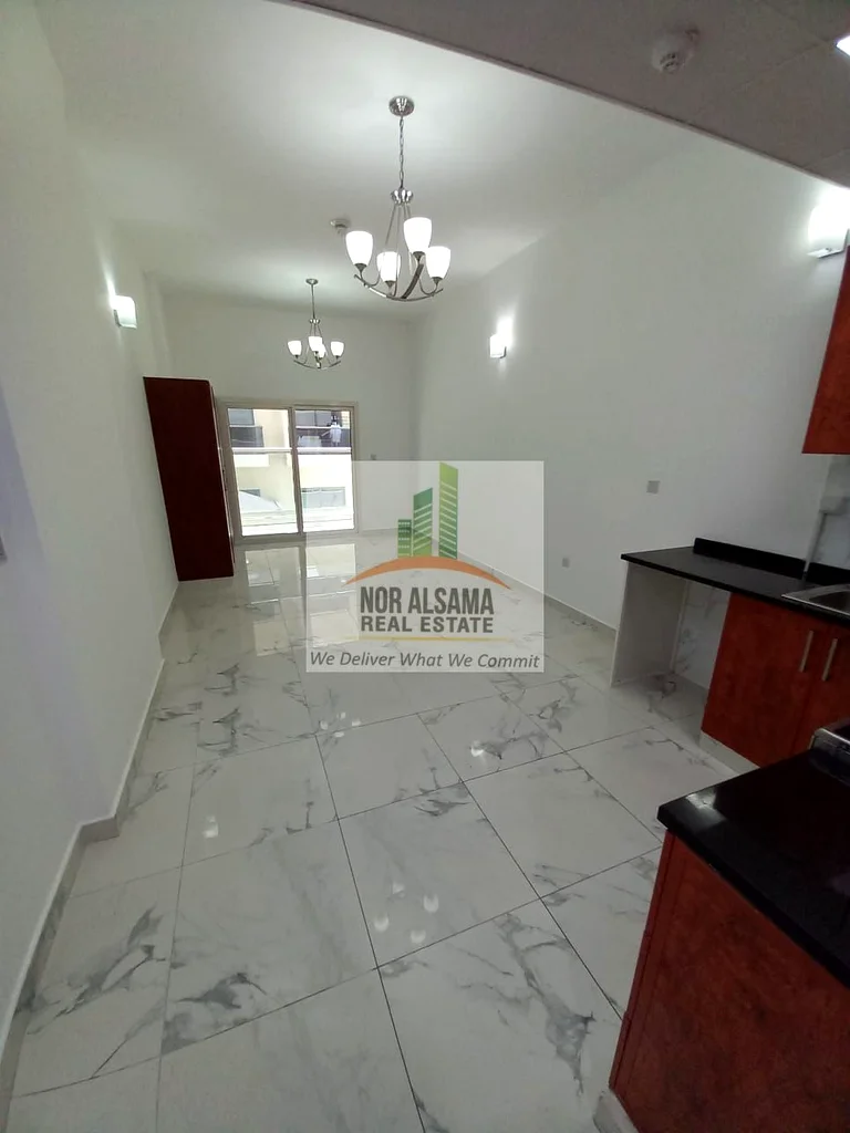 READY TO MOVE STUDIO !! FAMILY BUILDING !! DESIGNATED PARKING !!63742936663041110