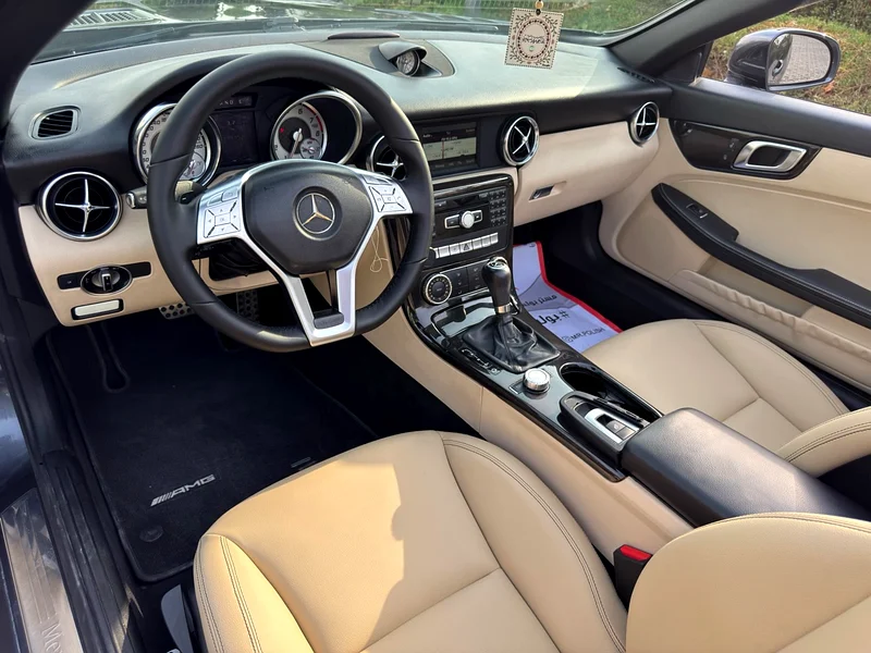 مرسيدس SLK 200 موديل 2014 خليجي فل اوبشن بحاله ممتازه كت AMG 6363612088004354114