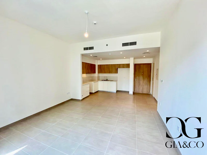 Direct Park Access | Spacious | Chiller Free63754624767489111