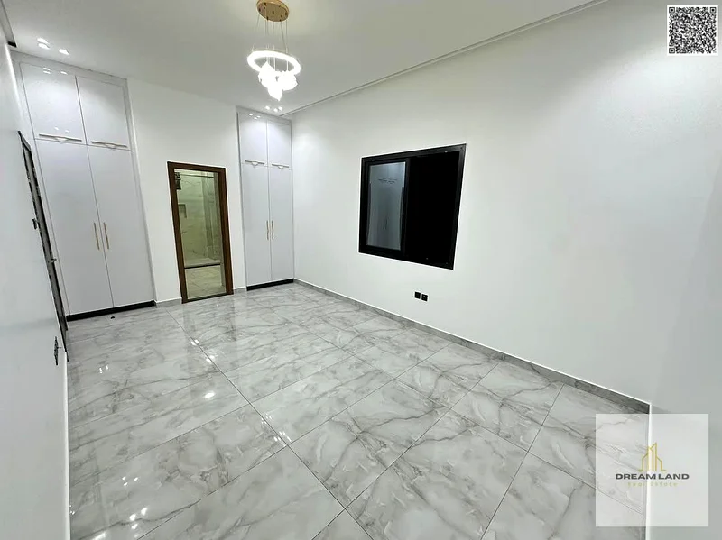Without a down payment, own a villa for sale in Ajman, Al Helio 1 area. The villa consists of 3 master bedrooms, a council, a hall, and a maid's room.63914106264323114