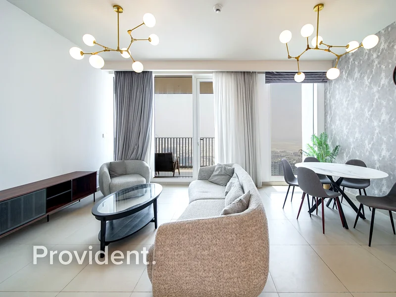 طابق عالي | مفروش بالكامل | عائد استثماري مرتفع64027240366211112