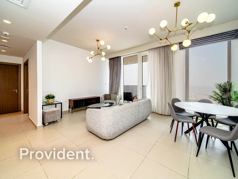 طابق عالي | مفروش بالكامل | عائد استثماري مرتفع64027240366211113