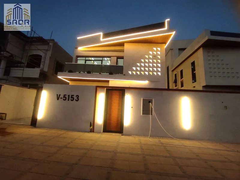 Villa for sale in Al Helio area / two floors and a roof / 6 master rooms with a swimming pool / without registration and ownership fees63911404037506111