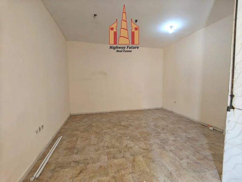 سكن الموظفين // جاهز للانتقال إلى المنطقة الصناعية في الشارقة63622899756035111