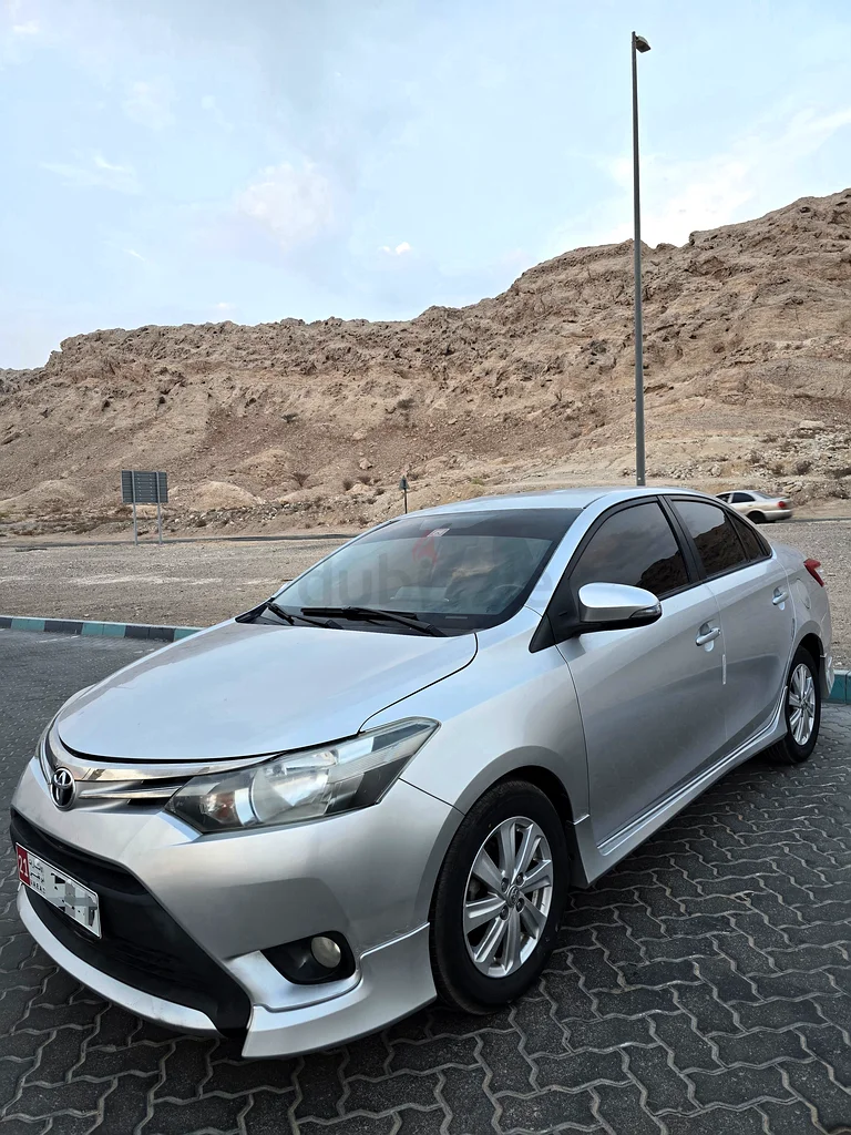 2015 Toyota Yaris Sport, Excellent condition63612448954371114