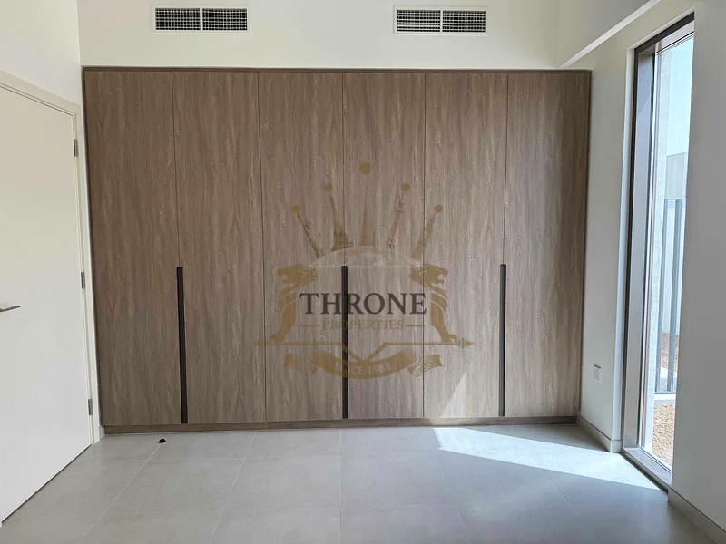 Single Row | Corner | Brand New | PRIME LOCATION63733974728833114