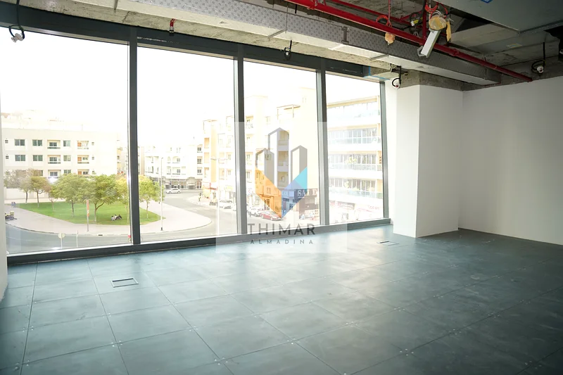 مساحة مكتبية | شاغرة وجاهزة | موقع متميز63621361304707114