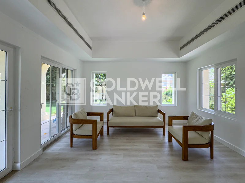 Exclusive | Lush Green | View Today63919448736386112