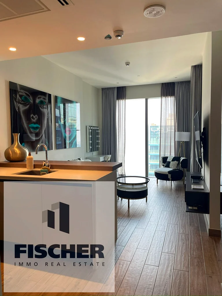 High Floor I Furnished Modern Unit I Prime Location64040143490562111
