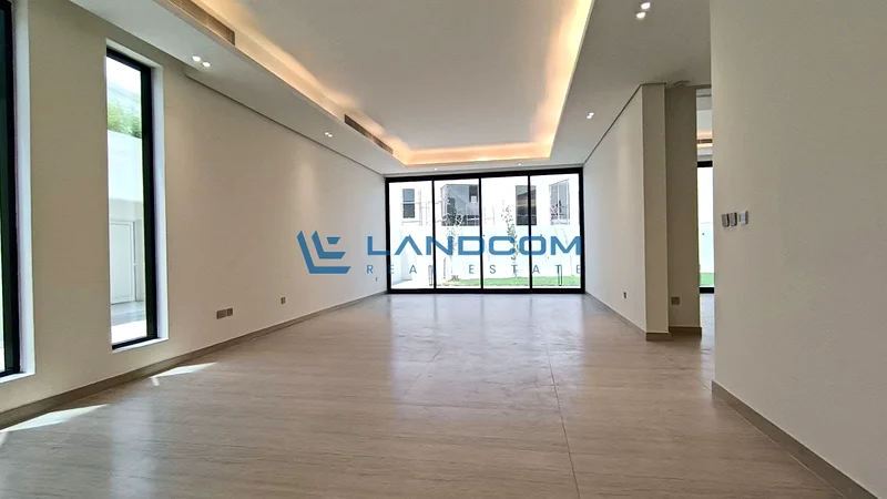|فيلا فاخرة جديدة بالكامل | 5 غرف نوم + غرفة خادمة | للعائلات فقط|63726296914690112