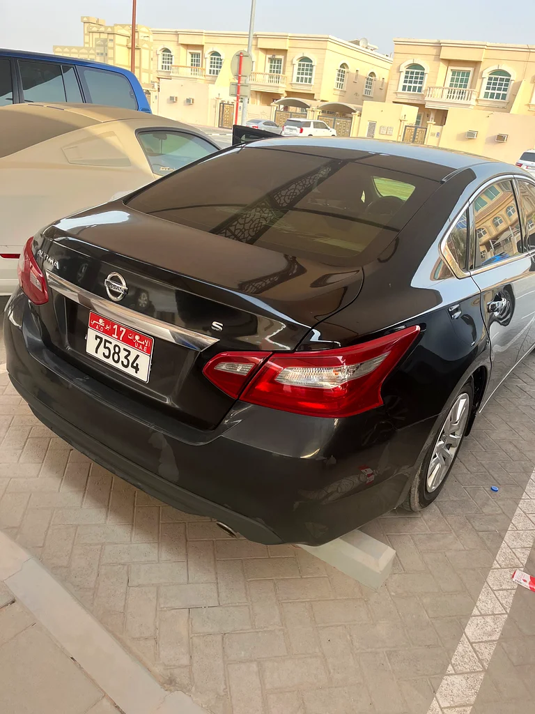 Nissan Altima 201863613130952706111