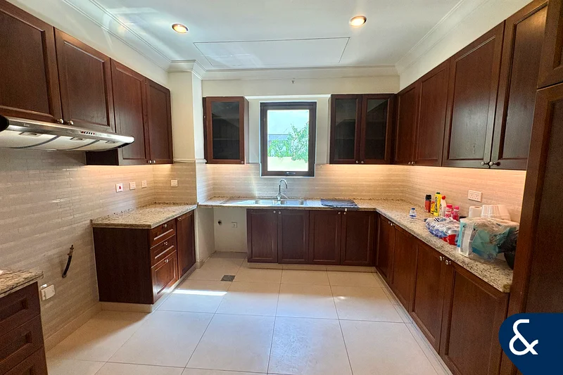 Vacant | Five Bed | Type 6 | Independent63915982673922113