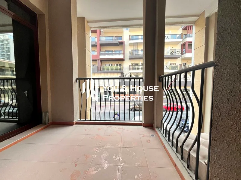 Upgraded Duplex 2BHK with Maid + Store I Unique Layout I 1 Mins for Circle Mall63786870940545112