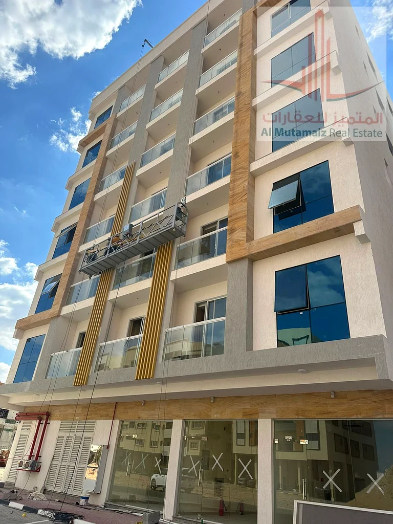غرفتان وصالة للإيجار السنوي للمقيم الأول، تشطيبات ممتازة، بسعر رائع63809770995203111