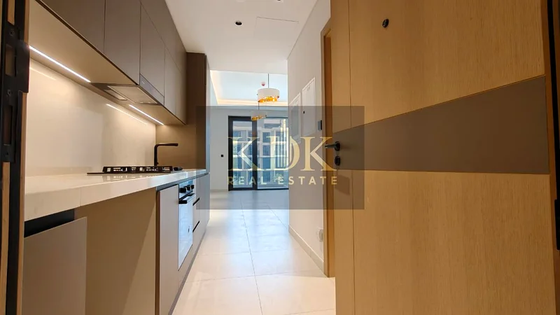 studio | best ammenities | spacious63787594020609112
