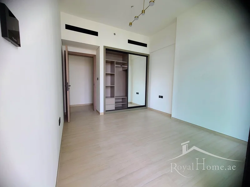 Brand New Apart./Multiple Cheques/Prime Location63781098046593114