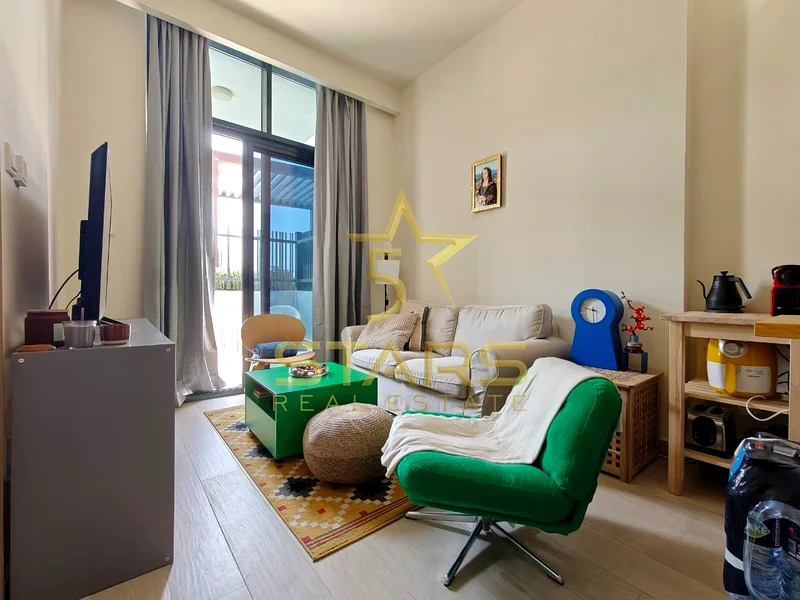 Well Maintained | Balcony | Prime Riviera Address63975163866753110