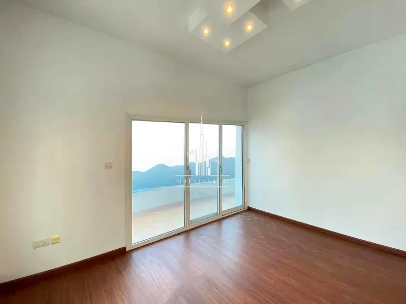 Amazing Location | City View | Great Deal63654981185153113