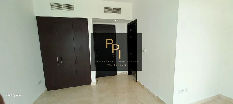شقة واسعة من غرفتي نوم + غرفة خادمة | إطلالة بحرية كاملة63846056154113114