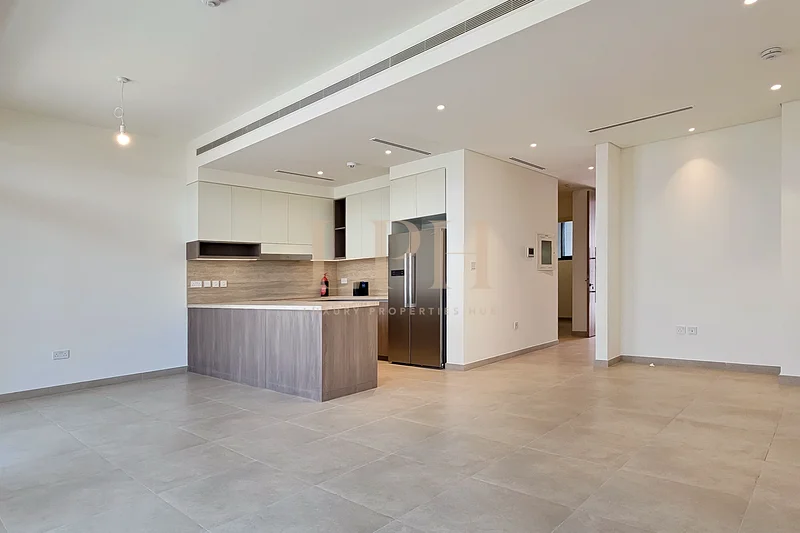 Park Facing | Premium Location | Perfect Price63732298424707111