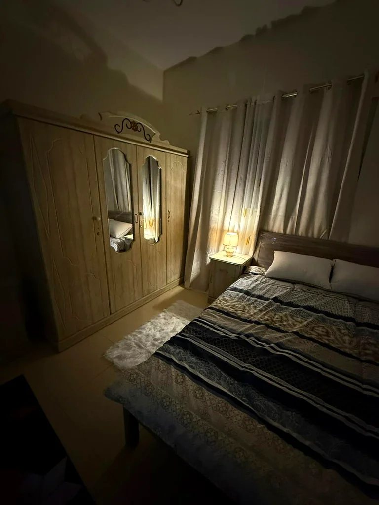 قريب من وسط مدينة عجمان وشارع الشيخ خليفة63711781397507111