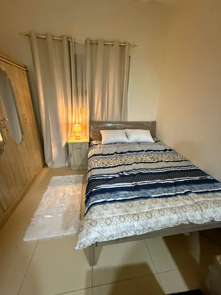قريب من وسط مدينة عجمان وشارع الشيخ خليفة63711781397507112