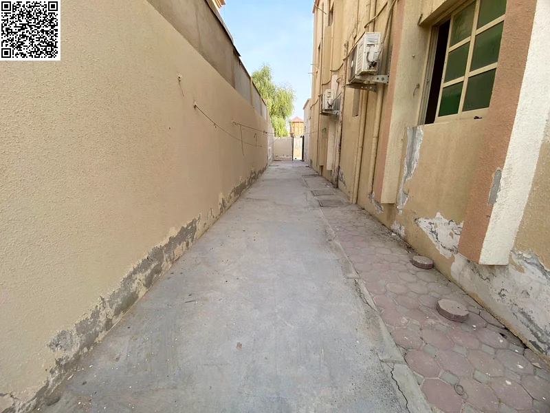 مبنى للإيجار السنوي في المويحات 2، يتكون من 3 غرف واسعة مع صالة كبيرة، وحمامين، وموقع متميز جدًا بالقرب من جميع الخدمات63715668894465114